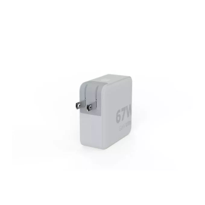 Xtorm Adapter podróżny GaN Ultra 67W wtyczki EU,US,UK + kabel USB-C PD