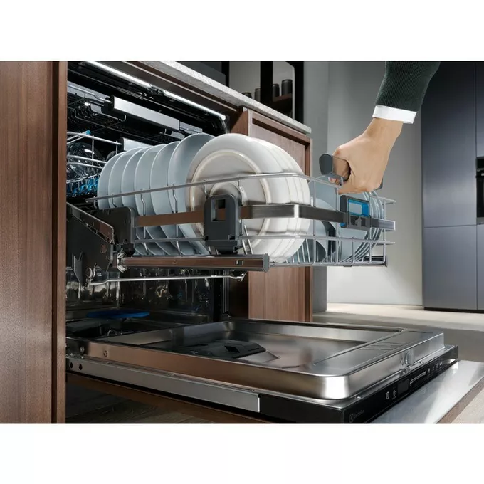 Electrolux Zmywarka do zabudowy ECC767310L ComfortLift