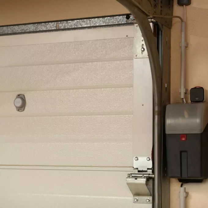 YALE HOME Czujnik pozycji Door Position Sensor dla drzwi garażowych