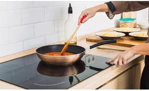 Płyta indukcyjna, ceramiczna, a może gazowa? Co wybrać do kuchni?